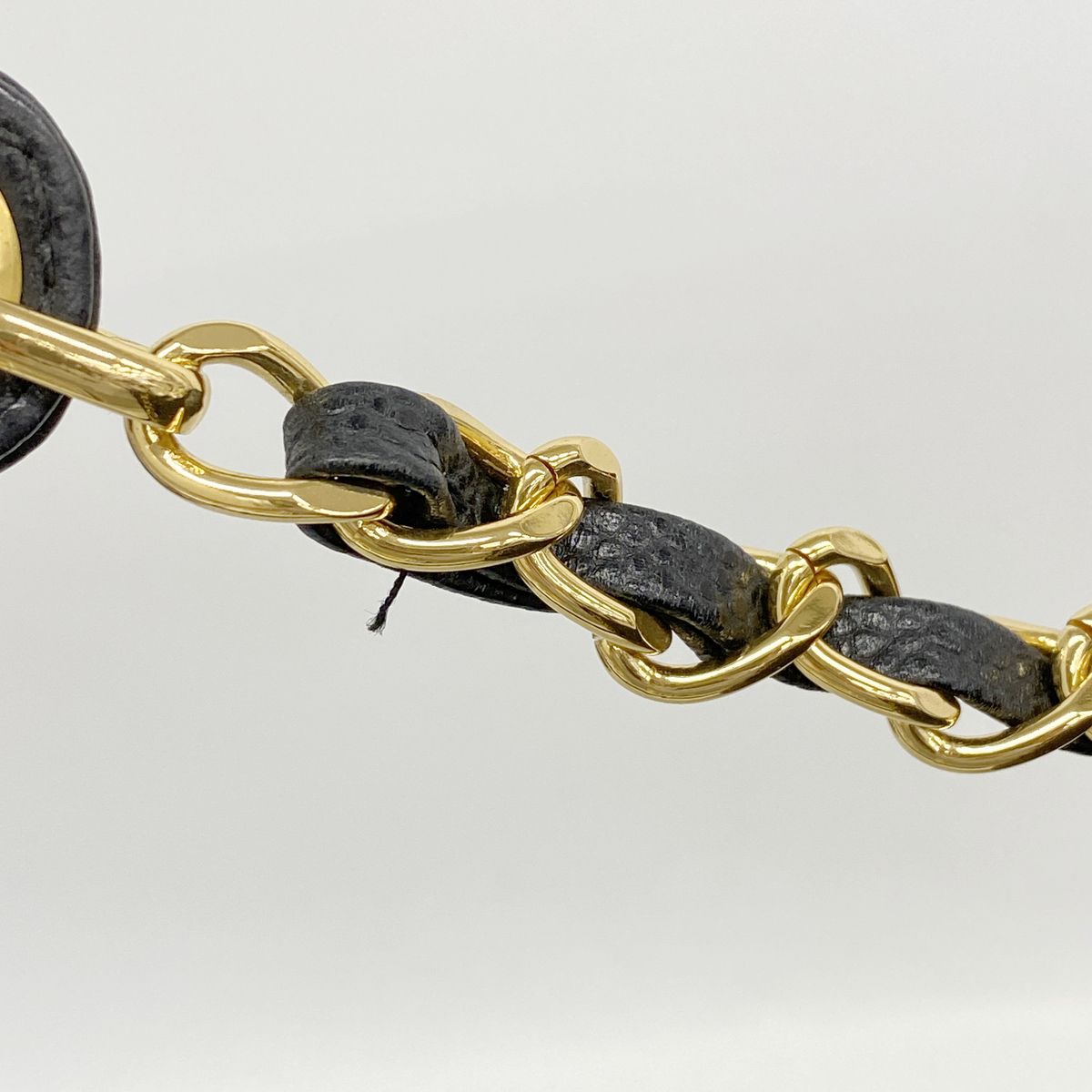 Chanel Shoulder Bag Triple Coco Caviar Leather Black Gold — view 8