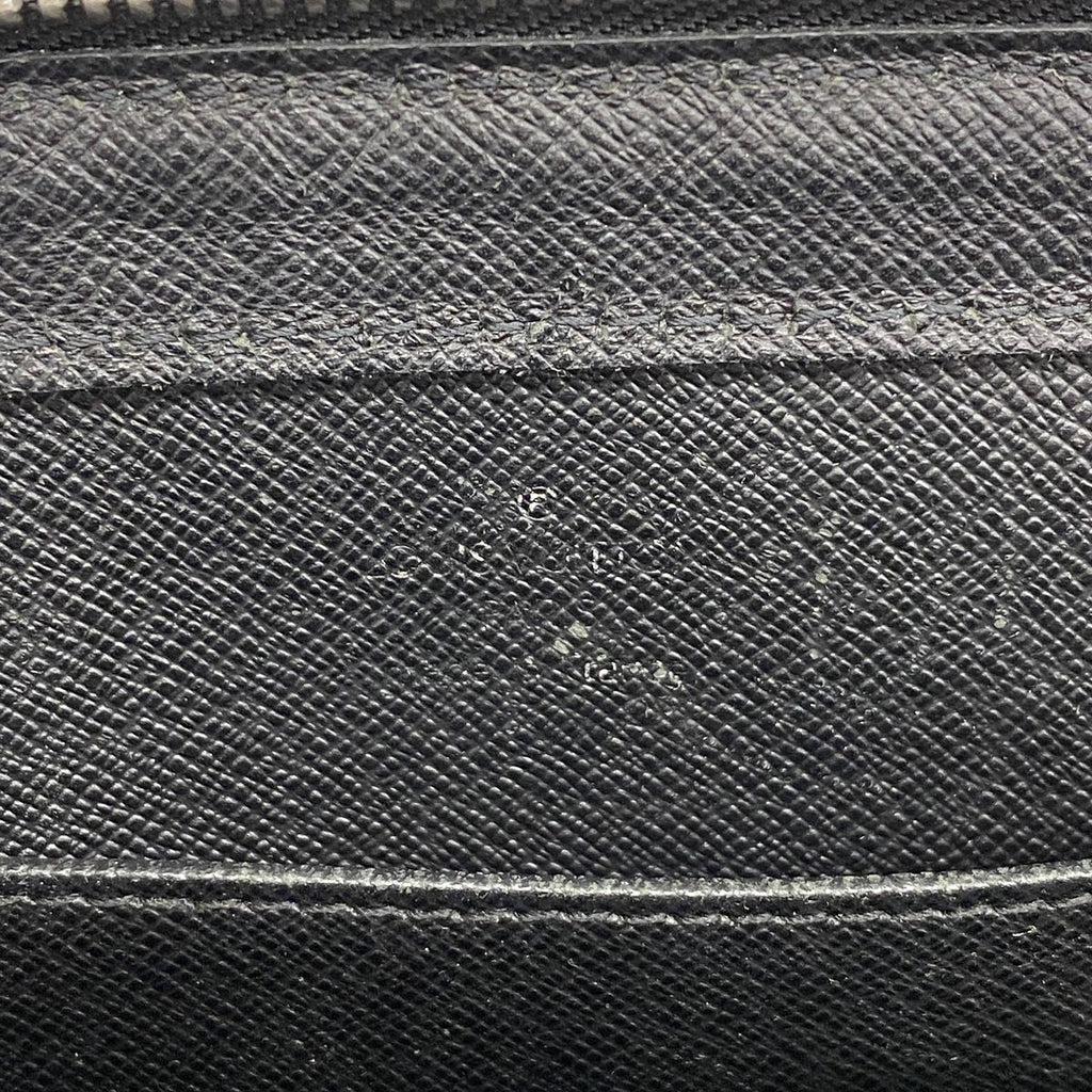Louis Vuitton Clutch Taiga Baikal Ardoise — view 5