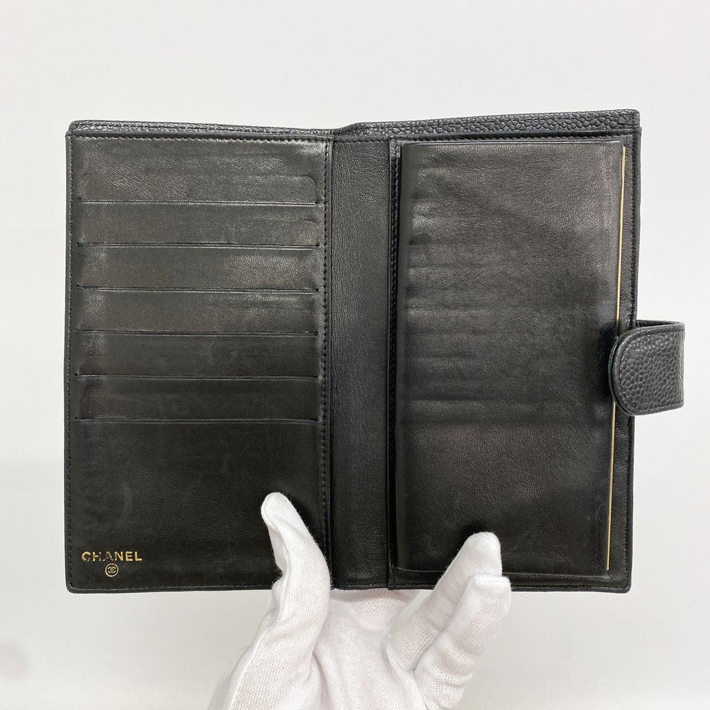 Chanel Wallet Caviar Leather Black Gold — view 3