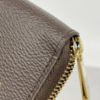 Louis Vuitton Coin Purse Monogram Giant Zippy Brown — view 6