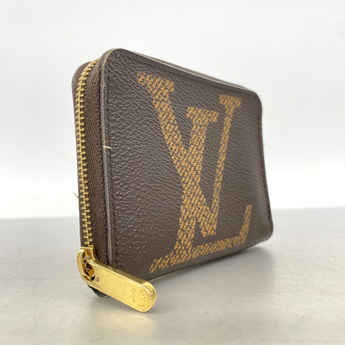 Louis Vuitton Coin Purse Monogram Giant Zippy Brown — view 2