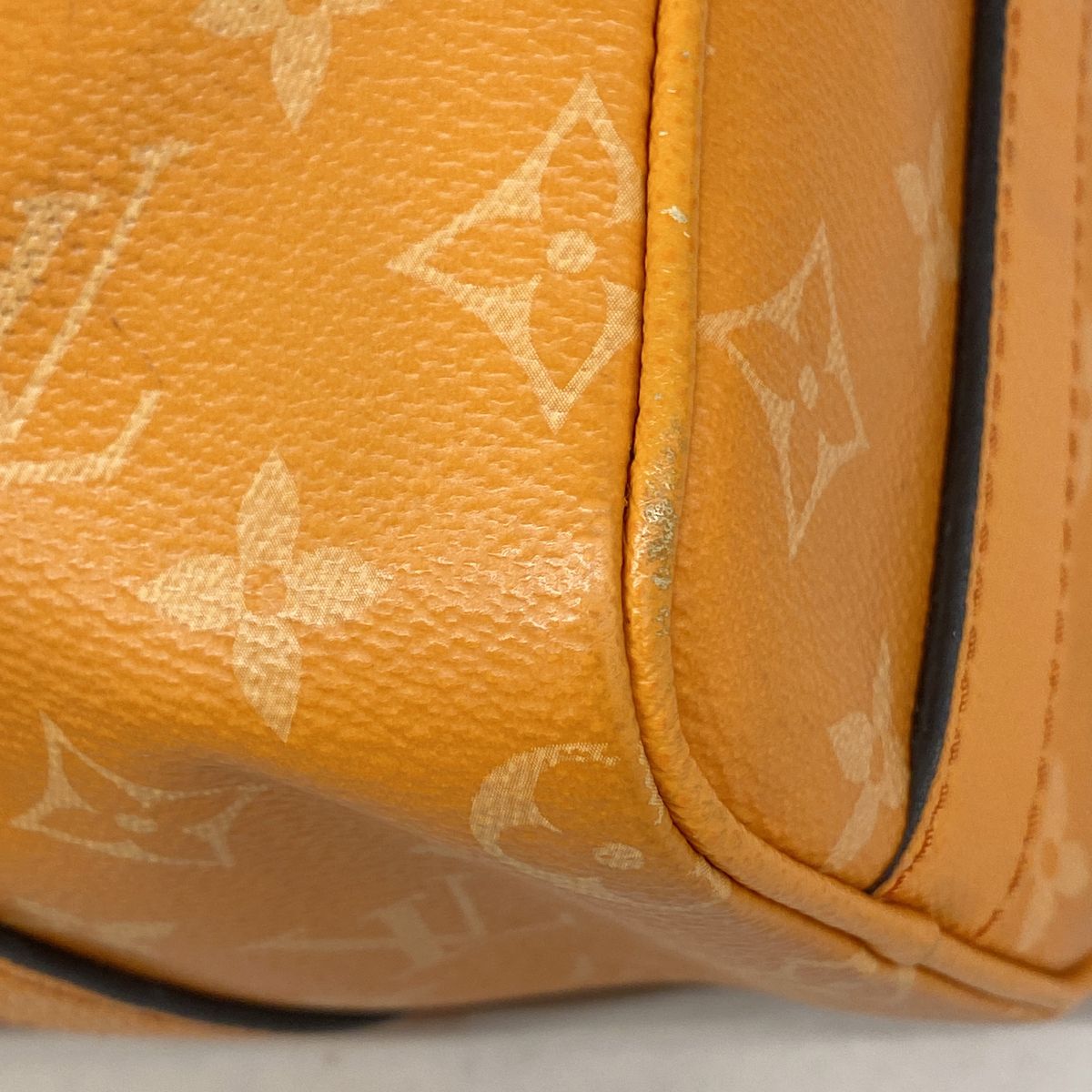 Louis Vuitton Handbag Taigarama Keepall Bandouliere 25 Tangerine 2-Way Bag — view 6