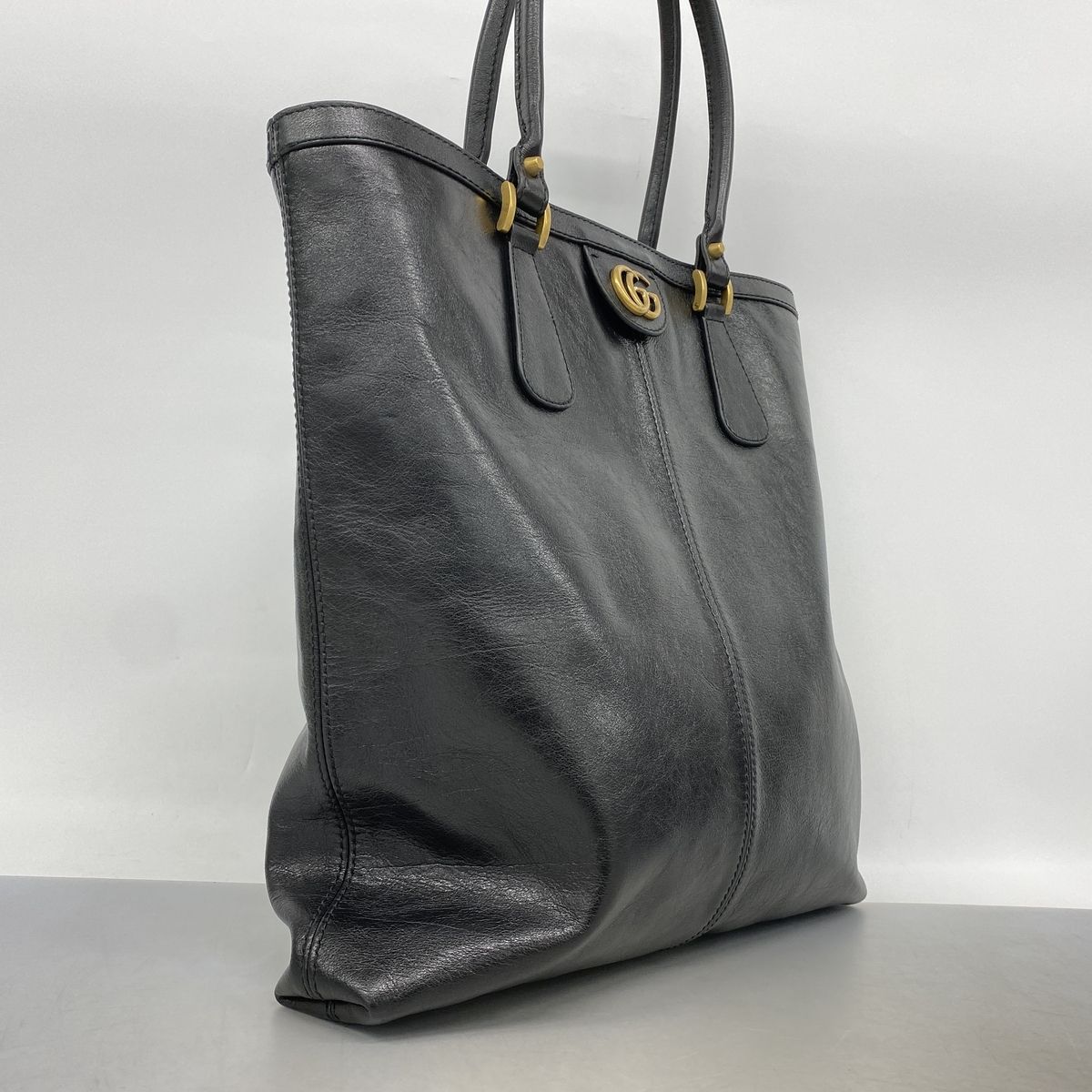 Gucci Tote Bag GG Marmont Leather Black Gold — view 2