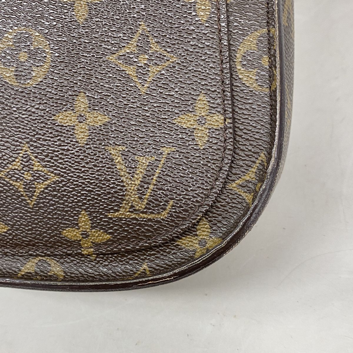 Louis Vuitton Shoulder Bag Monogram Saint-cloud GM Brown — view 8