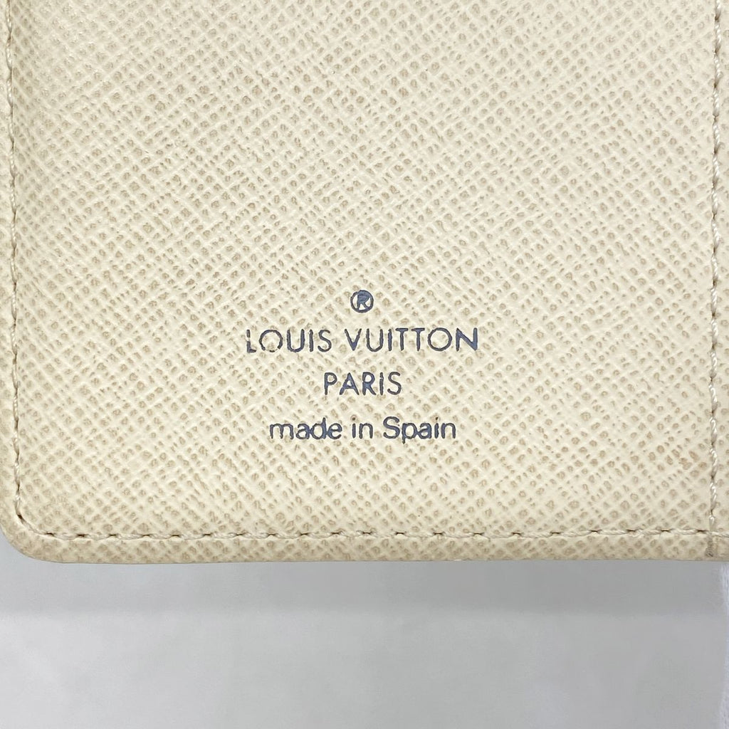 Louis Vuitton Agenda Cover Damier Azur PM White — view 5