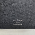 Louis Vuitton Wallet Taiga Portefeuille Brazza Noir — view 4