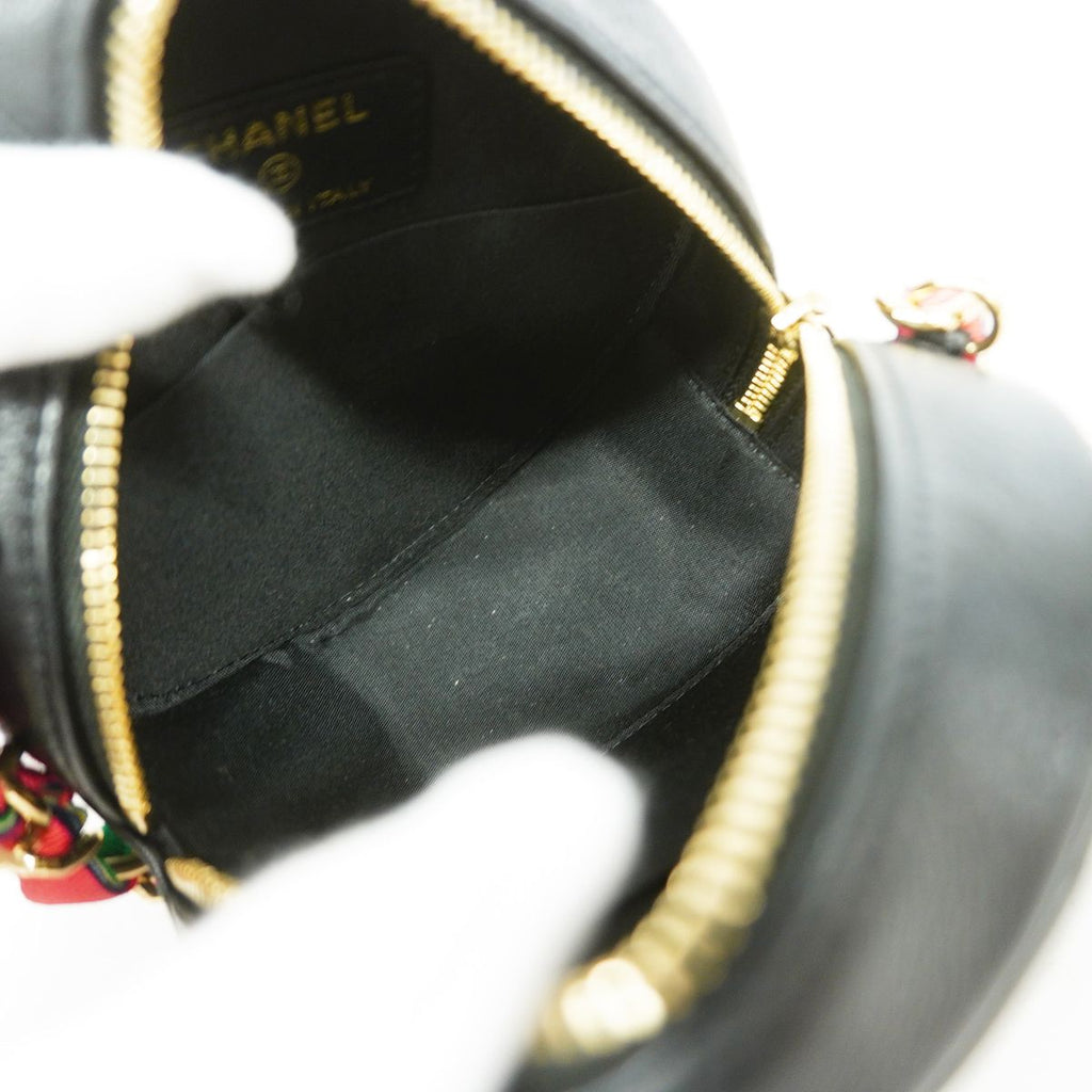 Chanel Shoulder Bag Quilted Lambskin Black Champagne Gold — view 4