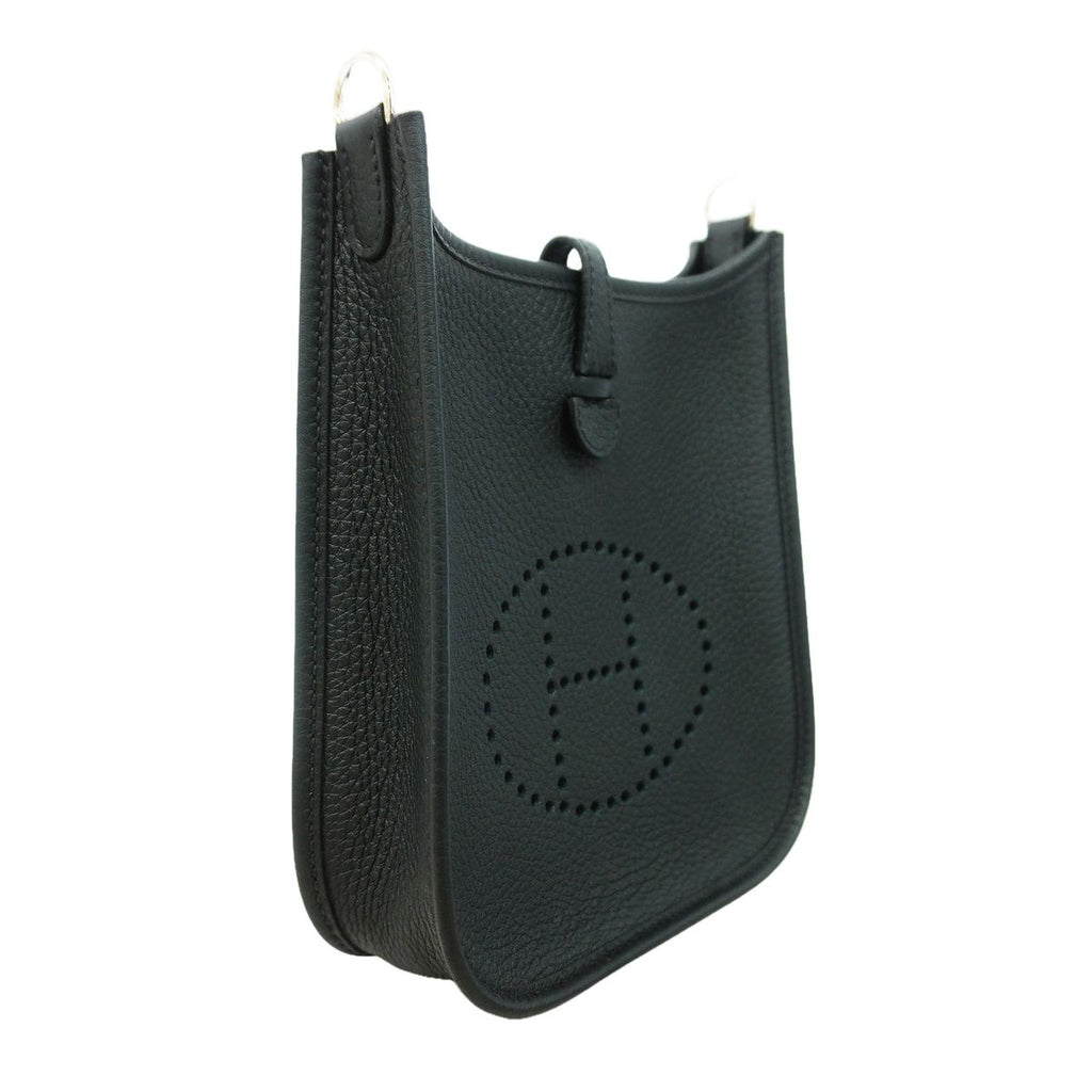 Hermes Shoulder Bag Evelyne TPM Taurillon Clemence Black Silver — view 2