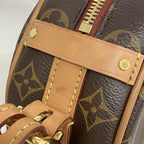 Louis Vuitton Shoulder Bag Monogram Boite Chapeau Souple PM Brown — view 8