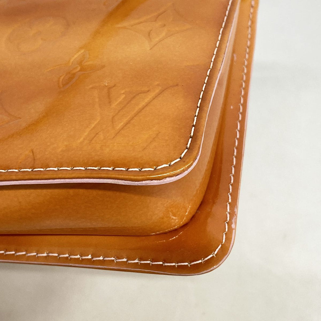 Louis Vuitton Pouch Vernis Lexington Rose — view 6