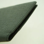 Louis Vuitton Passport Case Taiga Couverture Ardoise — view 5