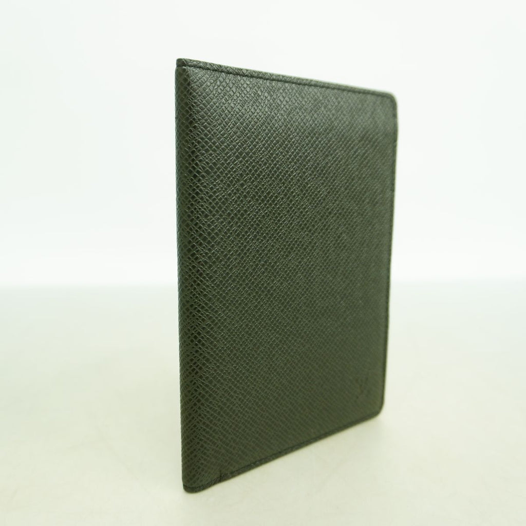 Louis Vuitton Passport Case Taiga Couverture Ardoise — view 2