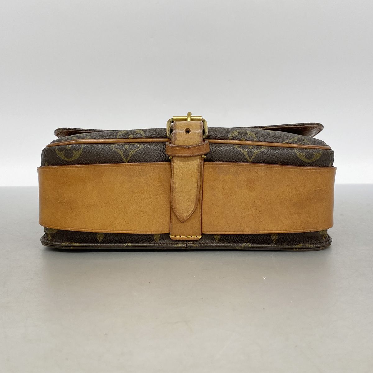 Louis Vuitton Shoulder Bag Monogram Cartouchiere MM Brown — view 3