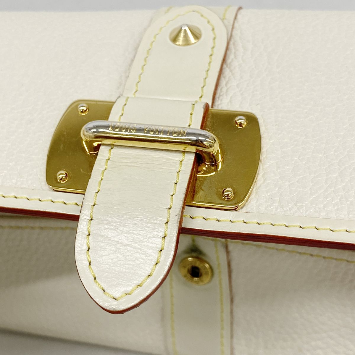 Louis Vuitton Wallet Suhali Portefeuille Blanc — view 7