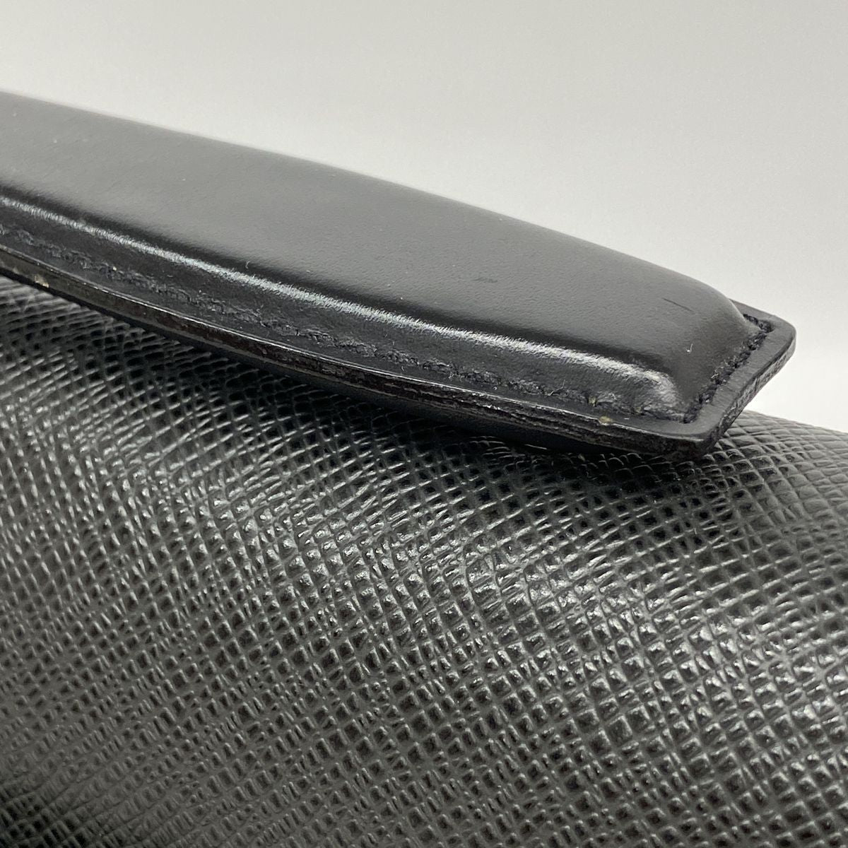 Louis Vuitton Business Bag Taiga Angara Ardoise — view 8