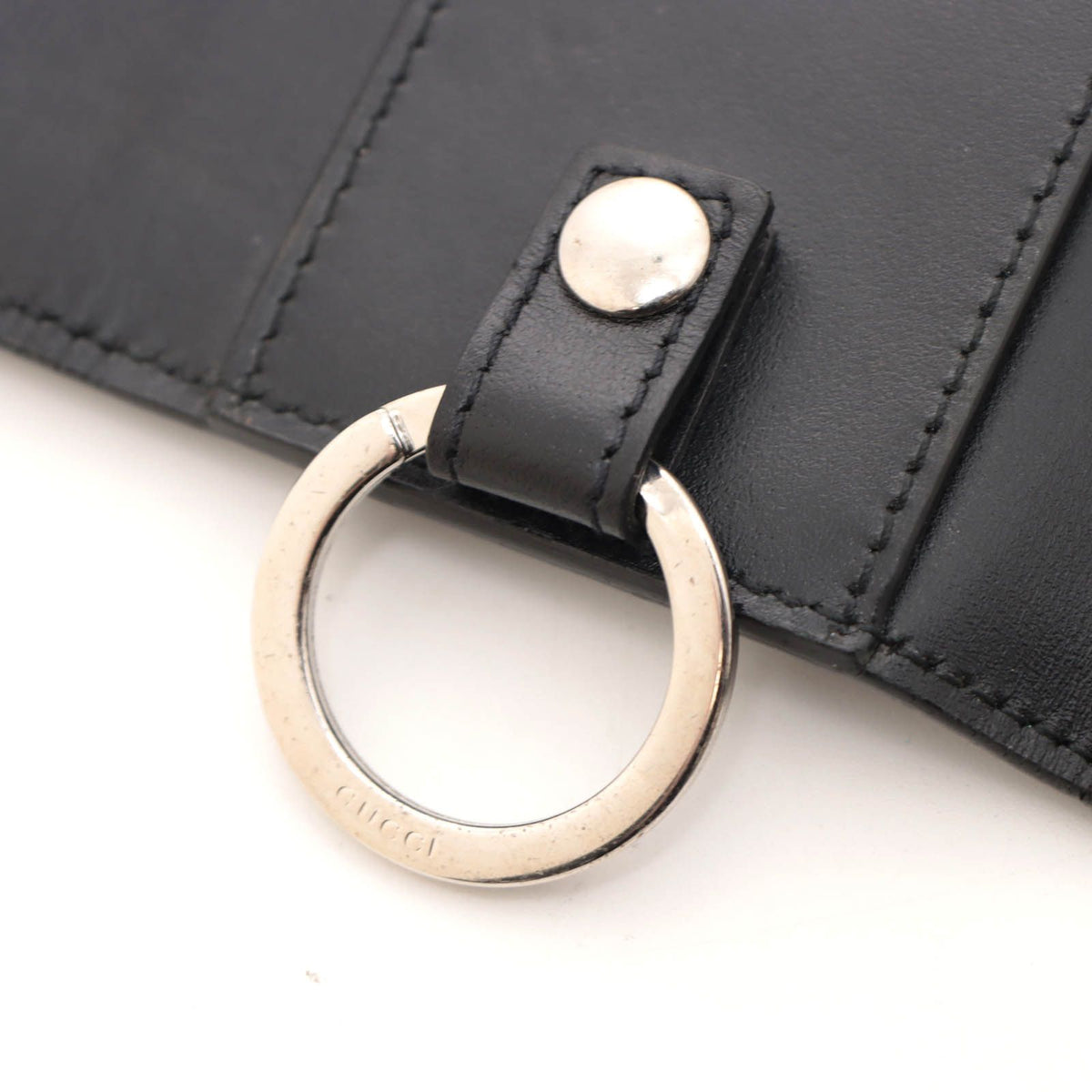 Gucci GG Embossed Key Case Black Leather Key Holder — view 7
