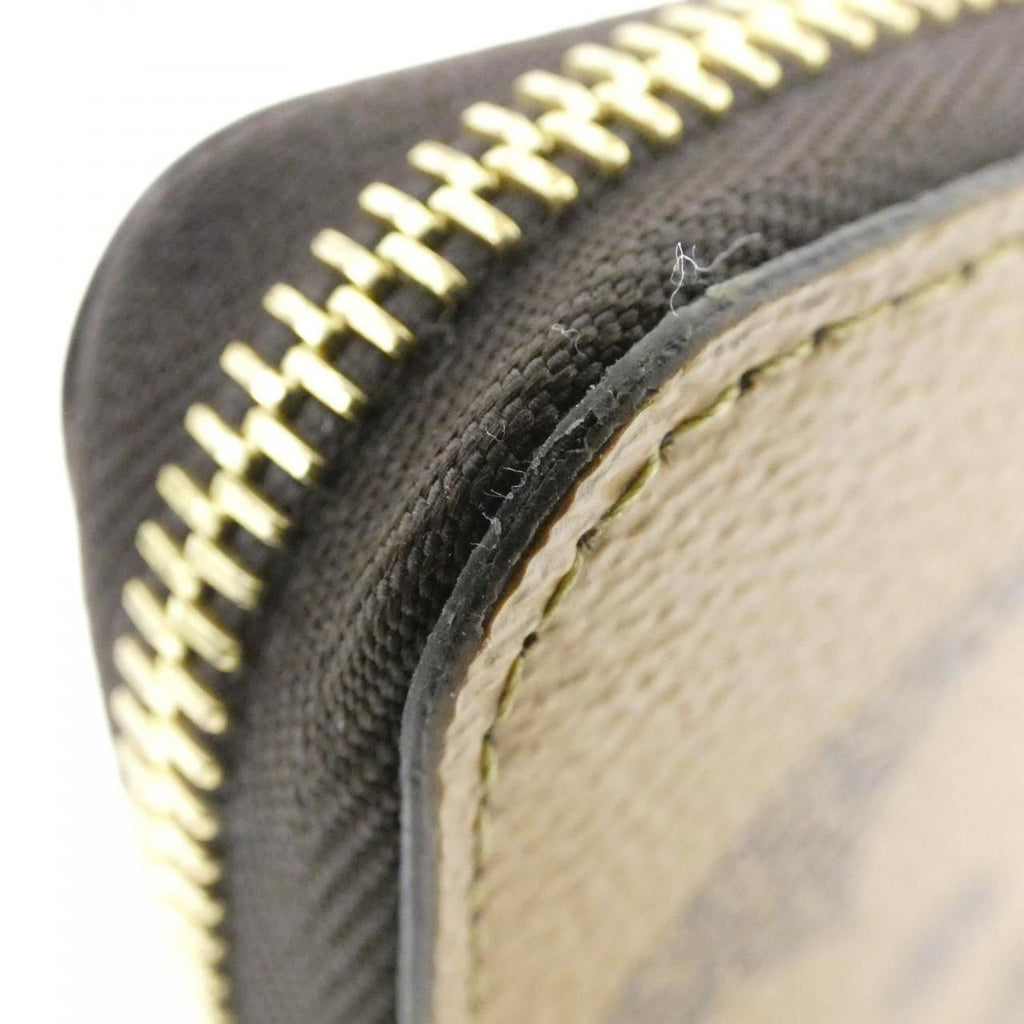 Louis Vuitton Monogram Giant Zippy Wallet — view 6