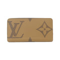 Louis Vuitton Monogram Giant Zippy Wallet