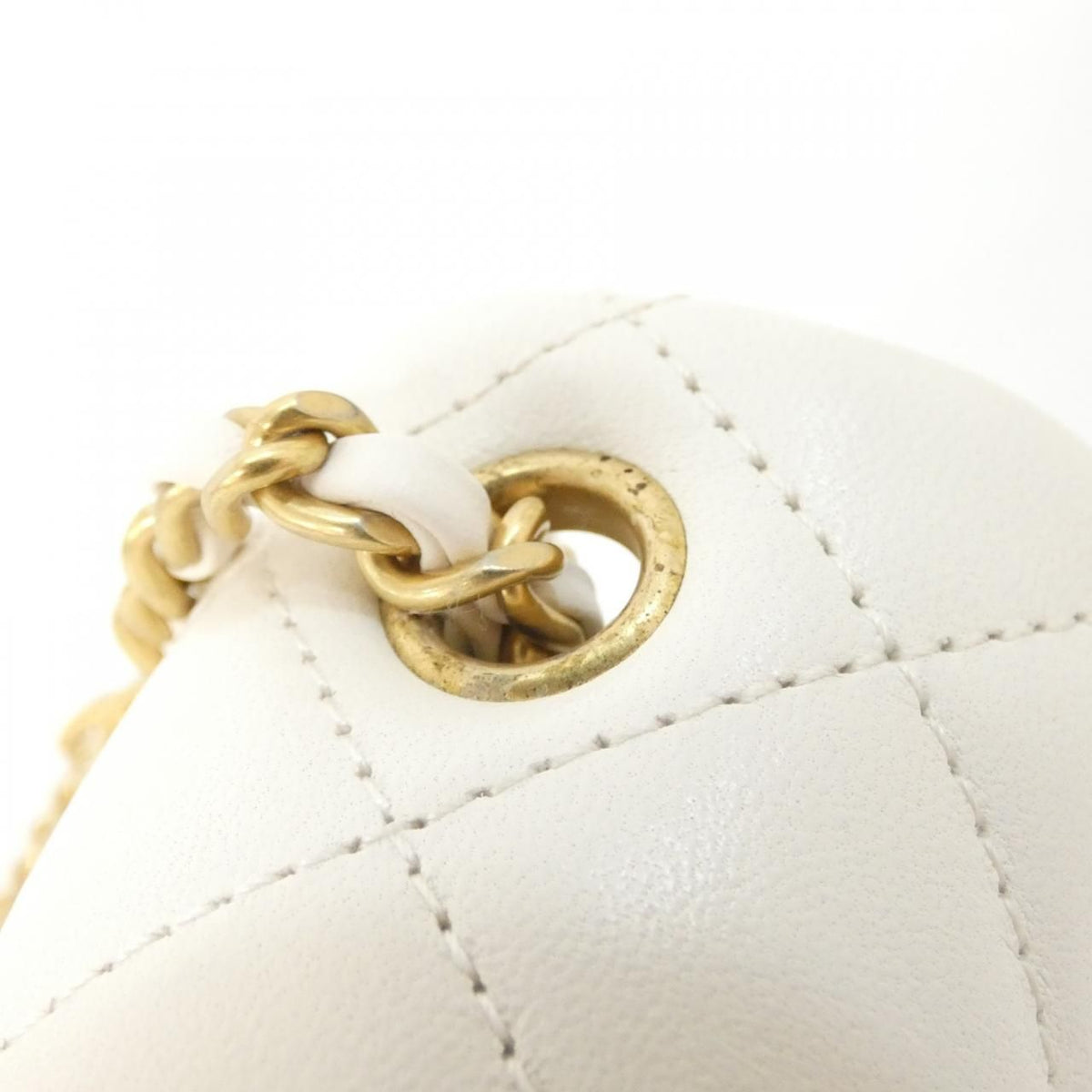 Chanel Shoulder Bag White — view 7