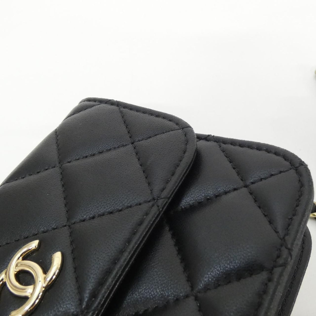 Chanel Chain Clutch Black — view 5