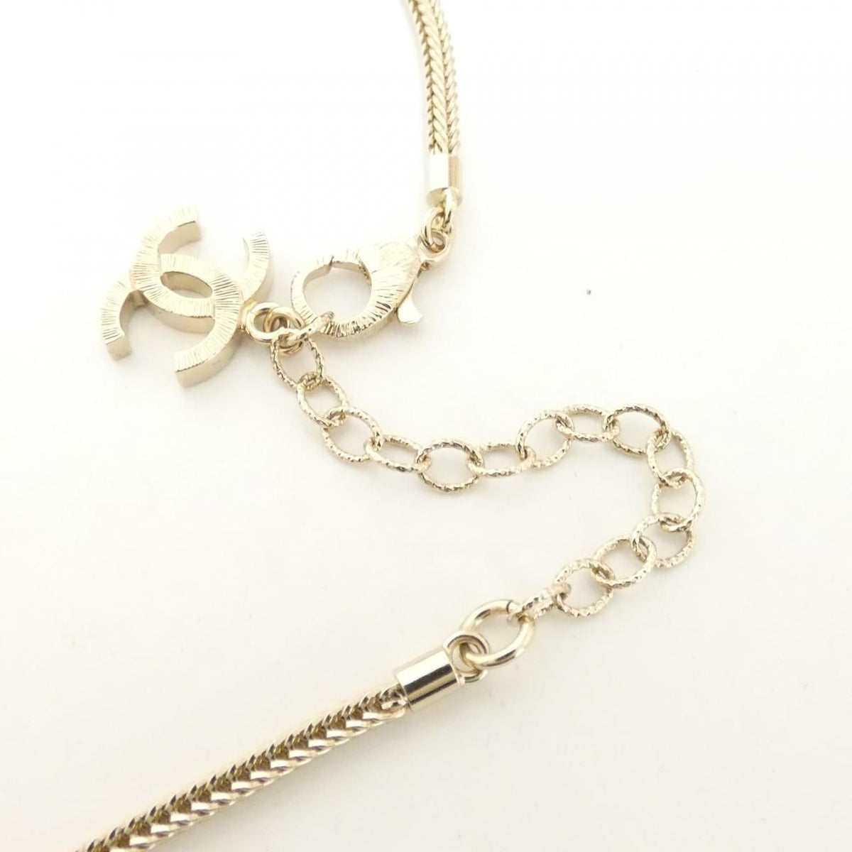 Chanel Necklace Gold — view 4