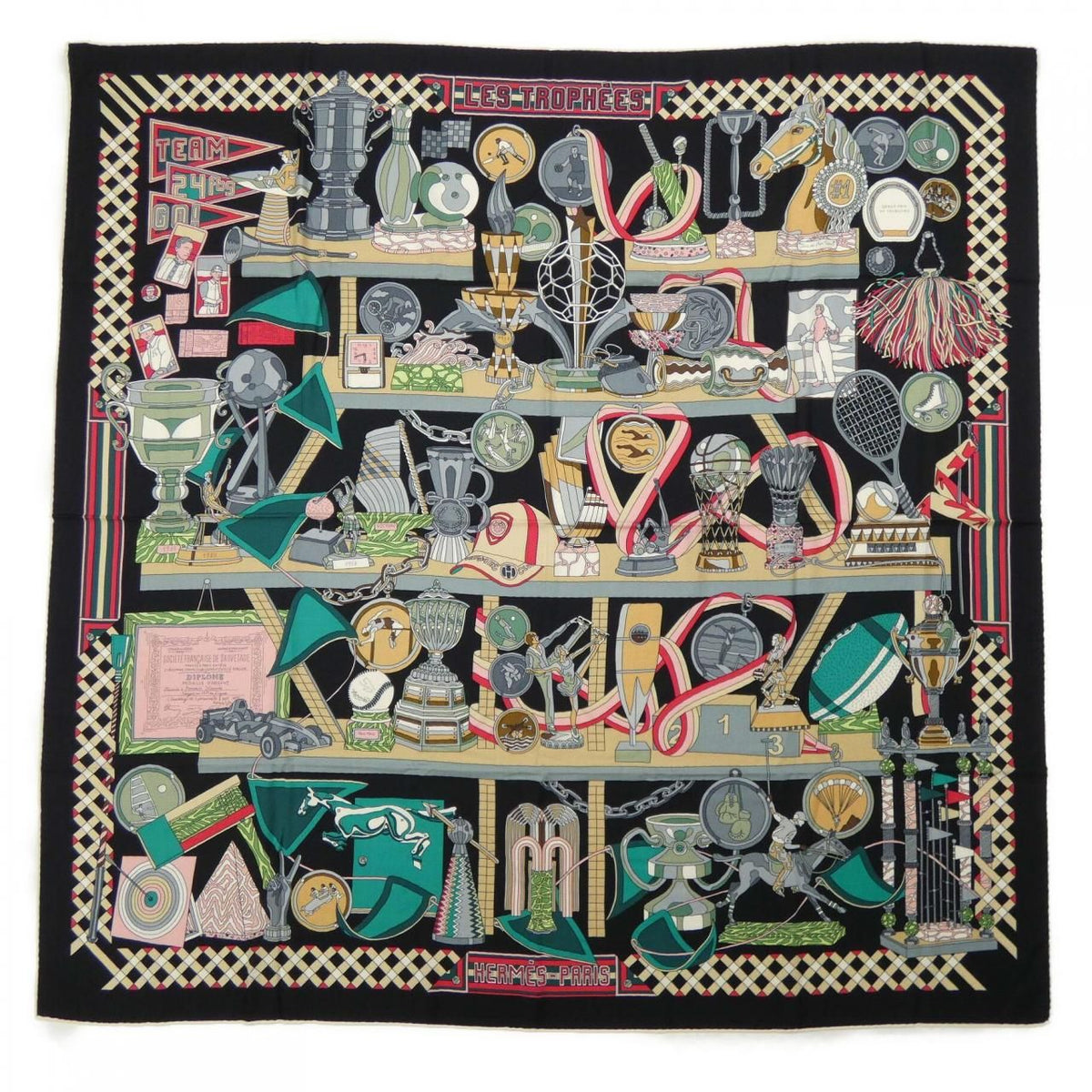 Hermes Trophy Carre Geant 140 Shawl Scarf