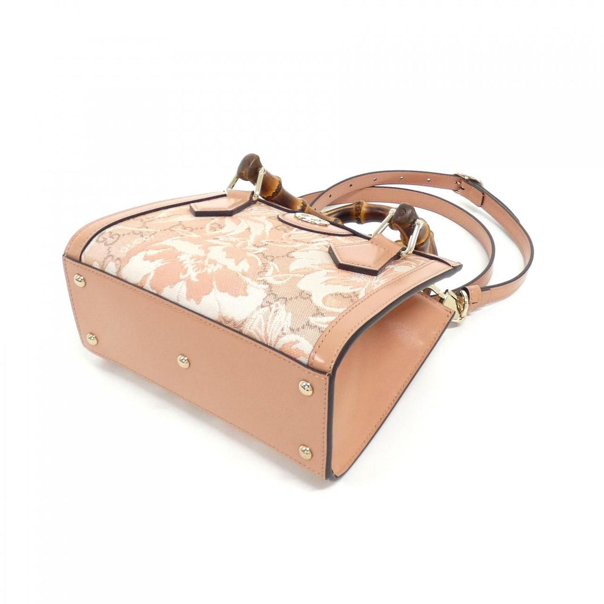 Gucci Diana Bag Handbag Pink — view 3