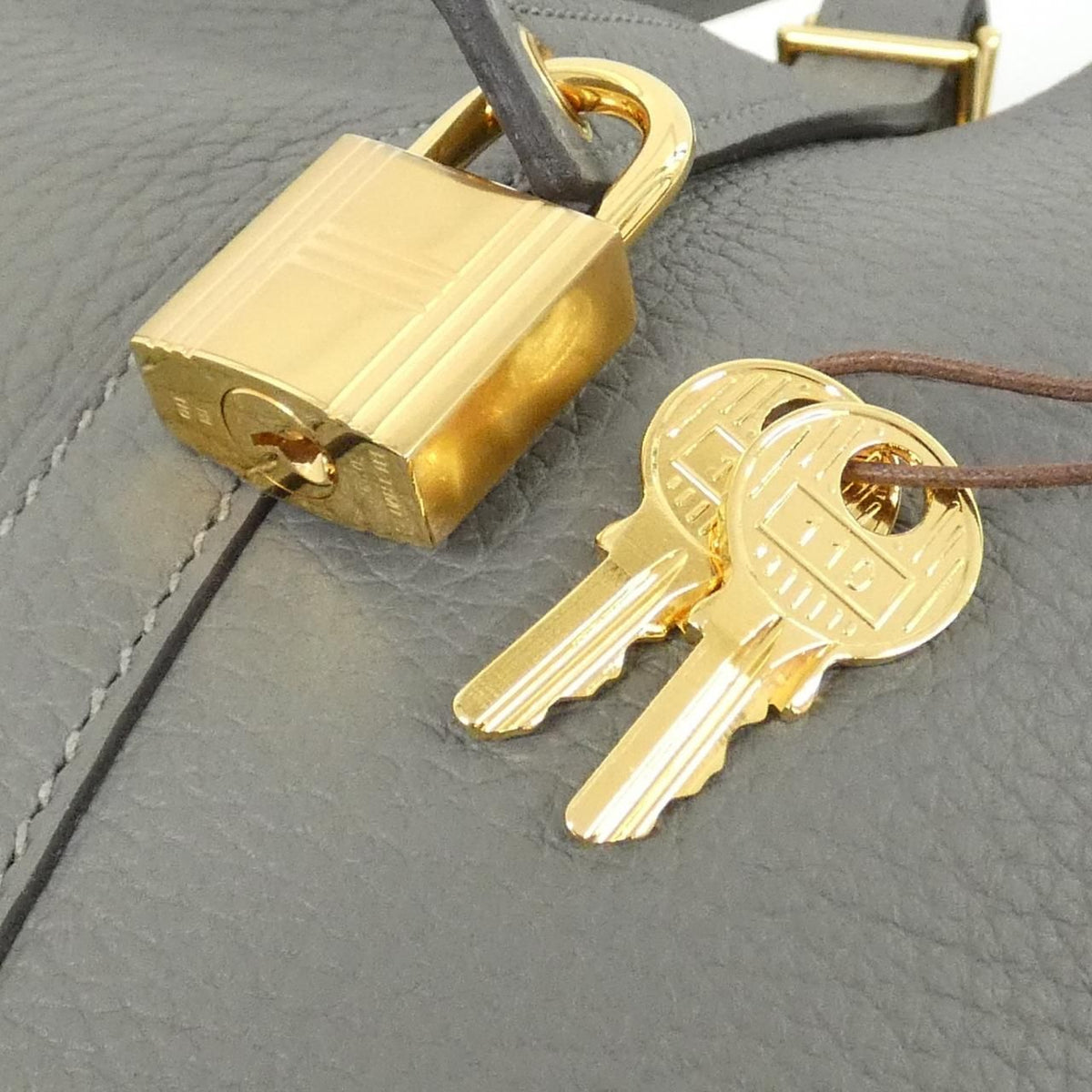 Hermes Picotin Lock MM Bag — view 3