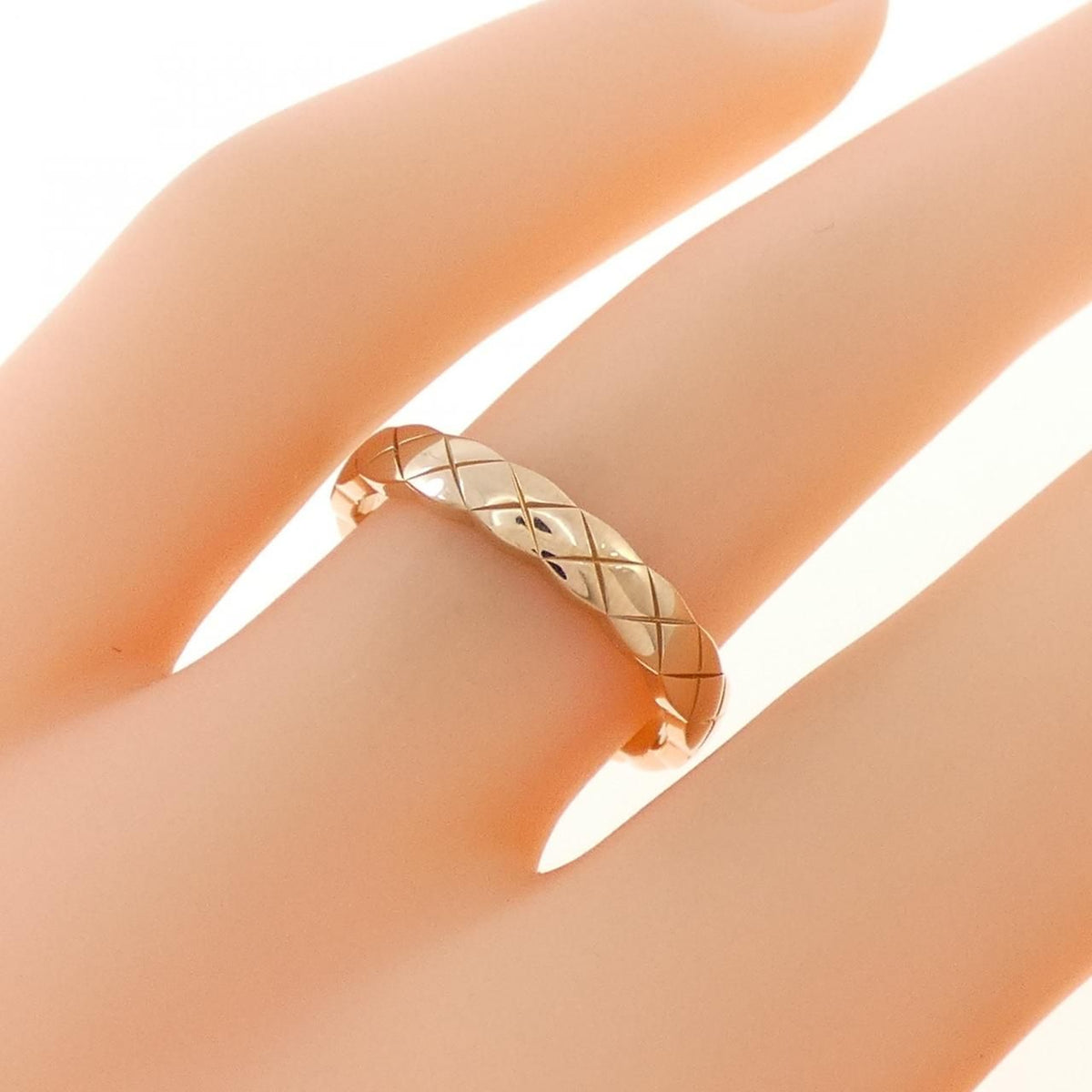 Chanel Coco Crush Mini Ring — view 4