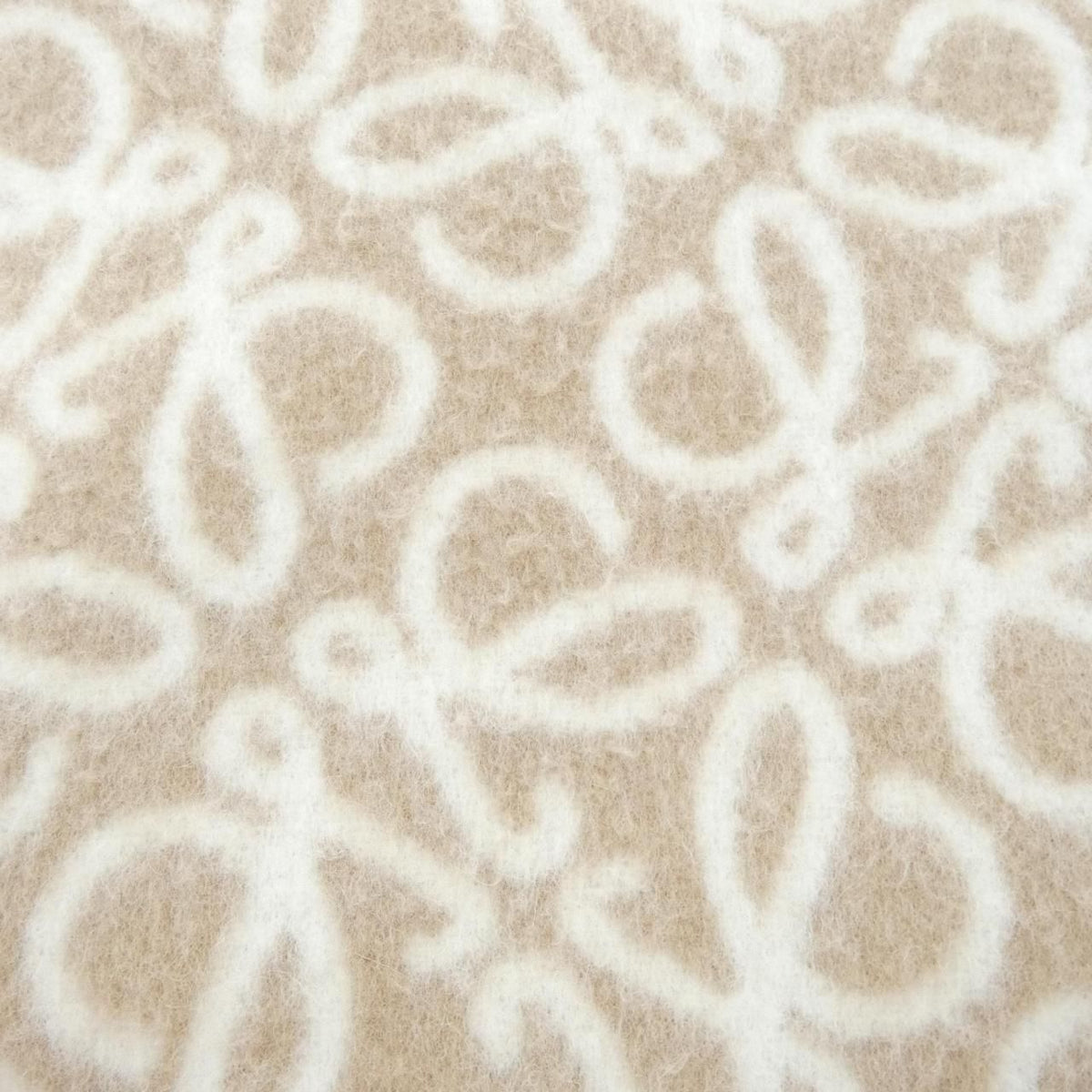Loewe Scarf Beige — view 4
