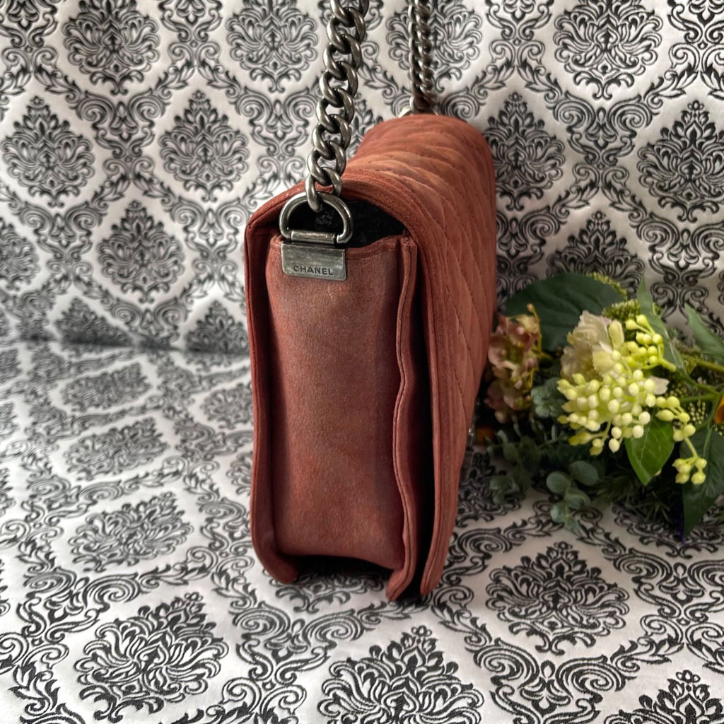 Chanel Boy Chain Shoulder Quilted Bag Red — view 6