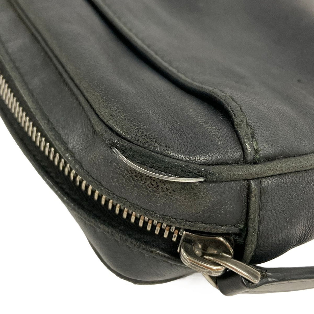 Bottega Veneta Pouch Black Leather — view 6