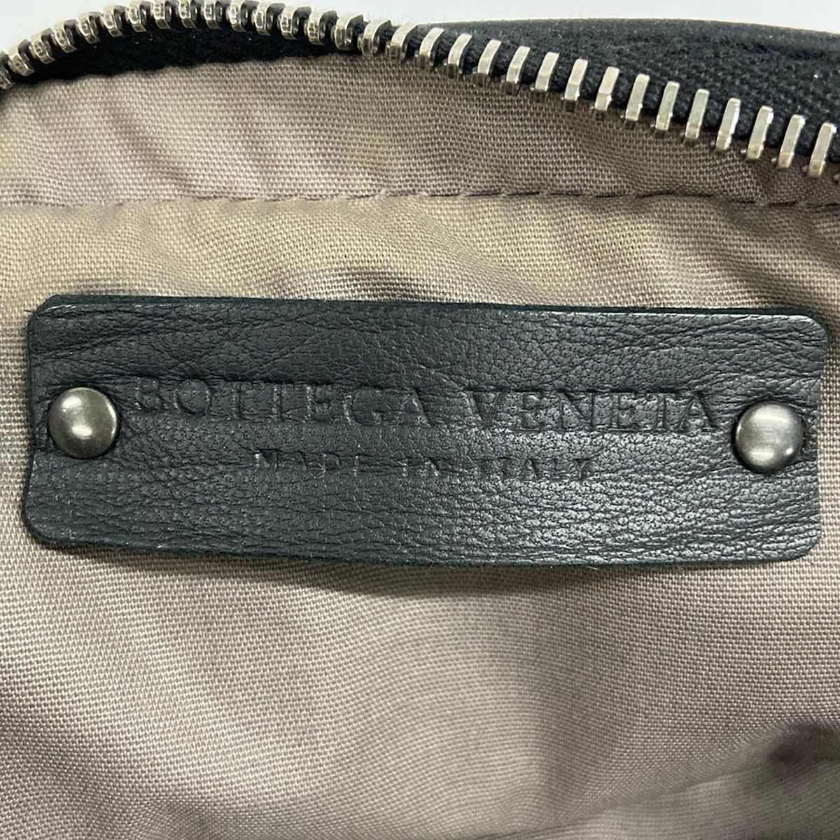 Bottega Veneta Pouch Black Leather — view 5