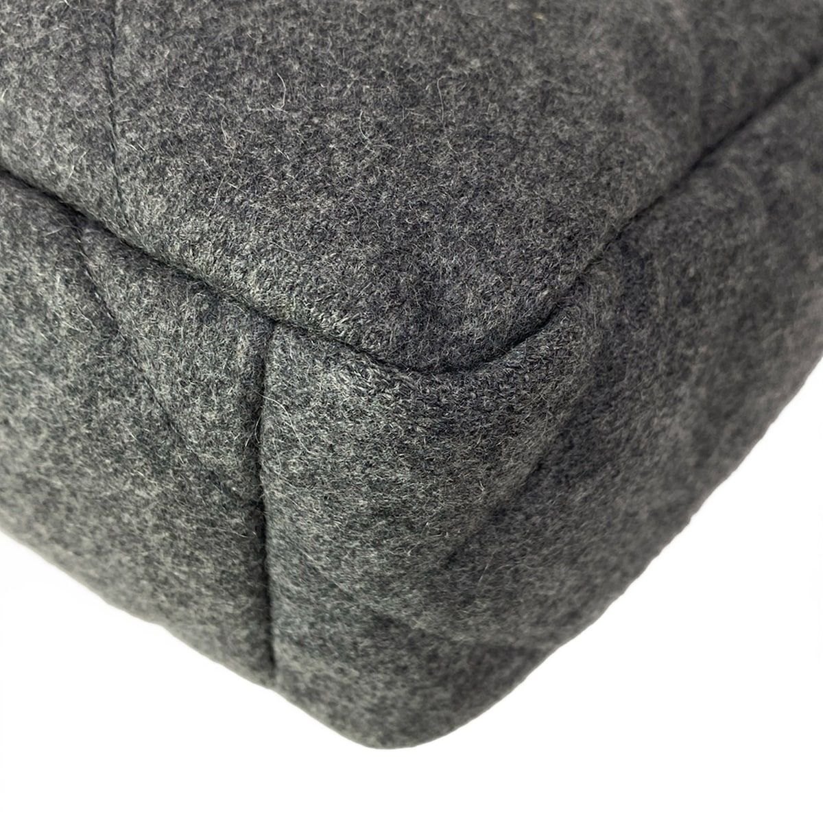 Chanel Shoulder Bag Chanel 19 Gray 2-Way Chain Wool — view 8