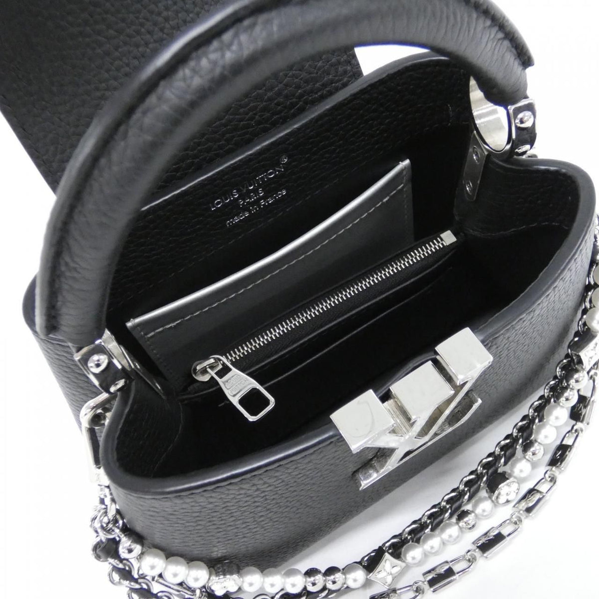 Louis Vuitton Capucines Bag — view 6