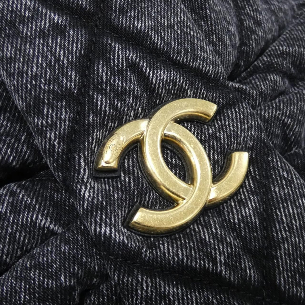 Chanel Bag Handbag Black — view 4