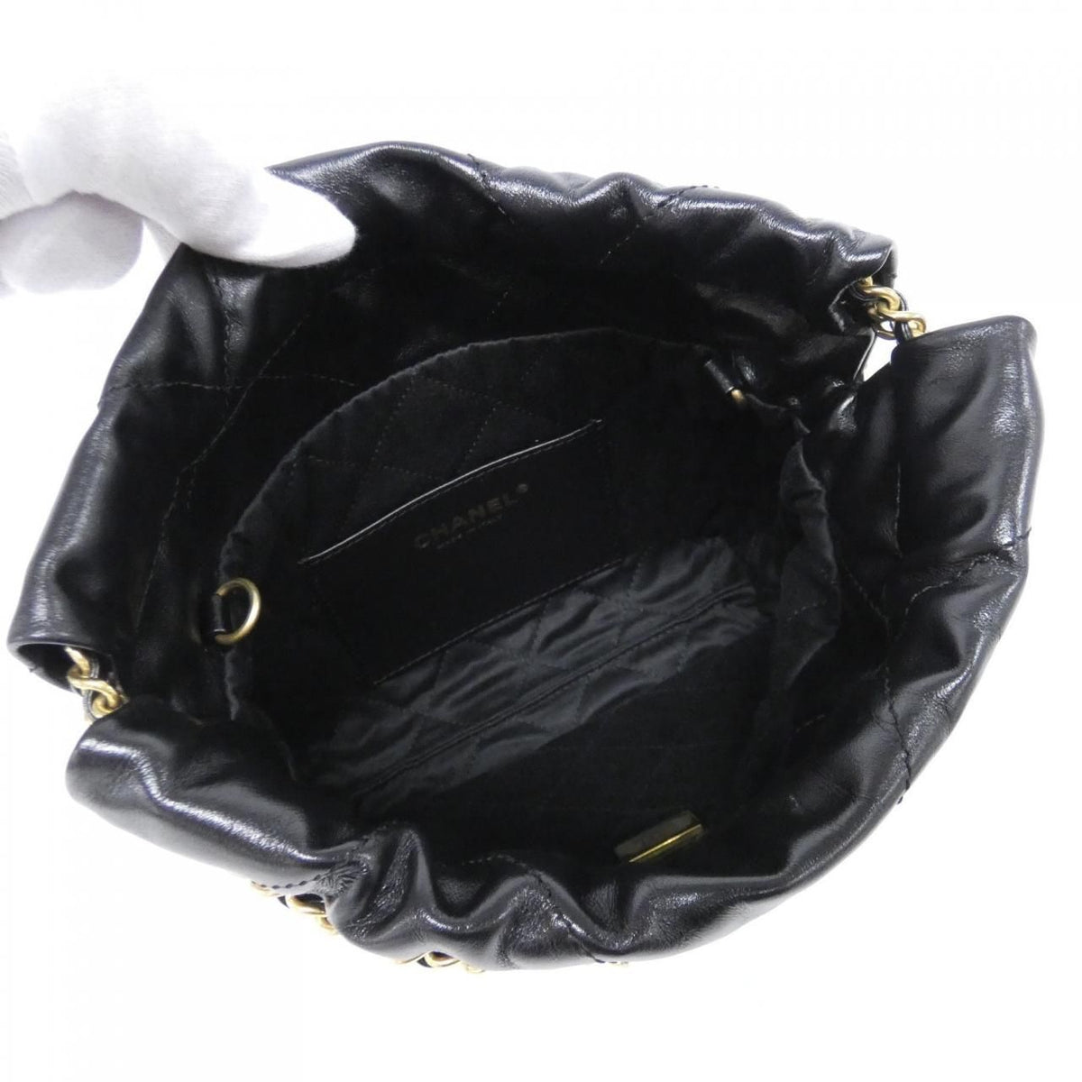Chanel 22 Line Bag — view 6