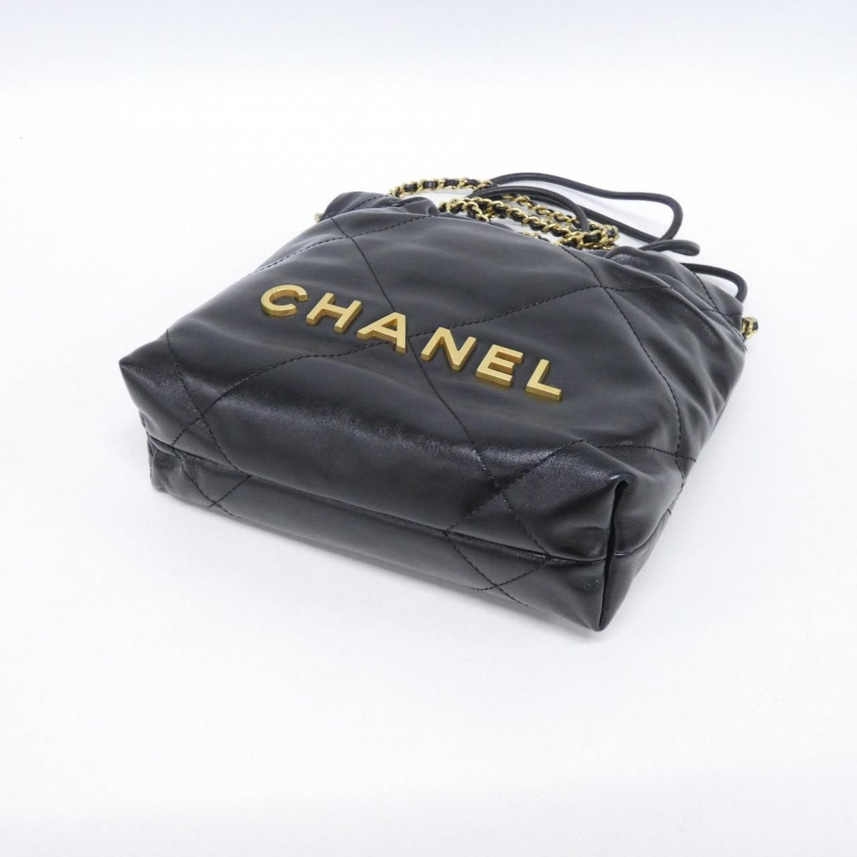 Chanel 22 Line Bag — view 3