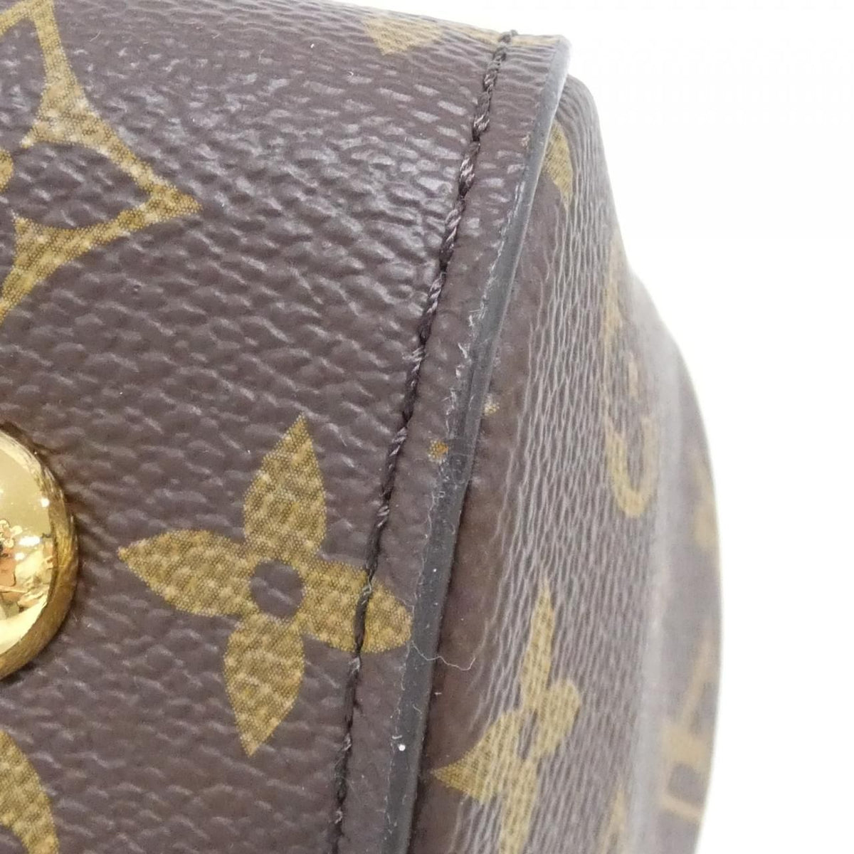 Louis Vuitton Monogram Cluny MM Bag — view 3