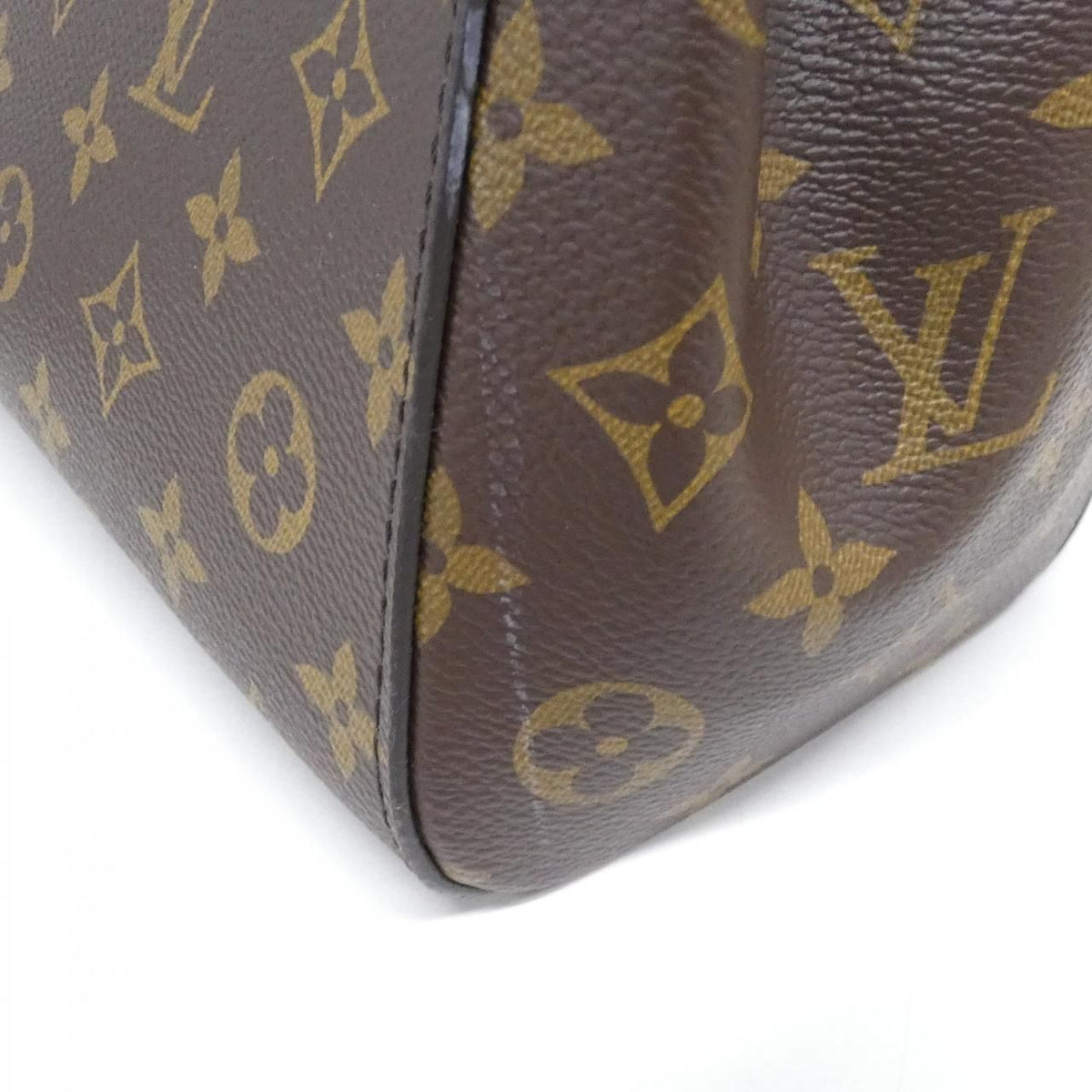Louis Vuitton Monogram Cluny MM Bag — view 4
