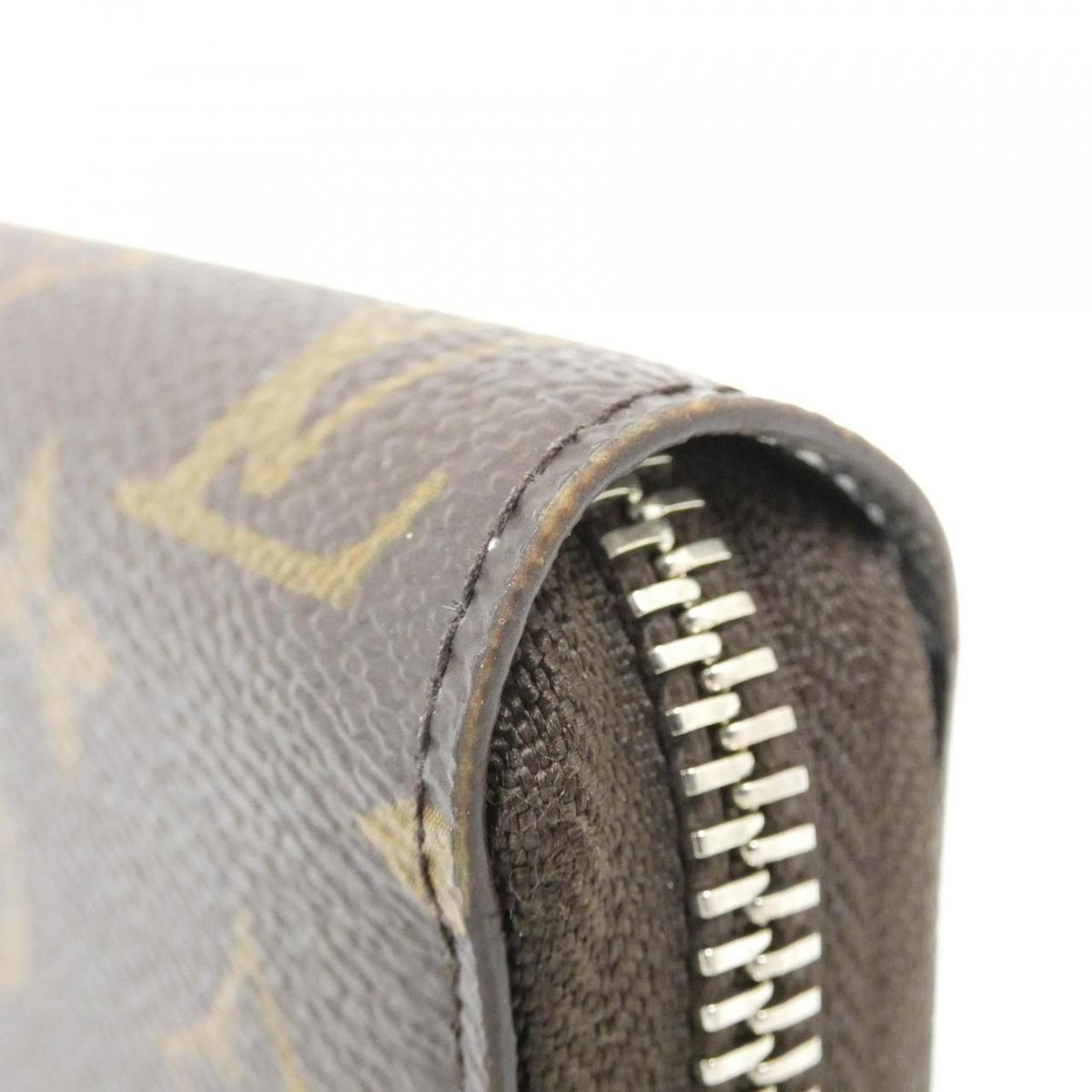Louis Vuitton Monogram Zippy Wallet — view 3