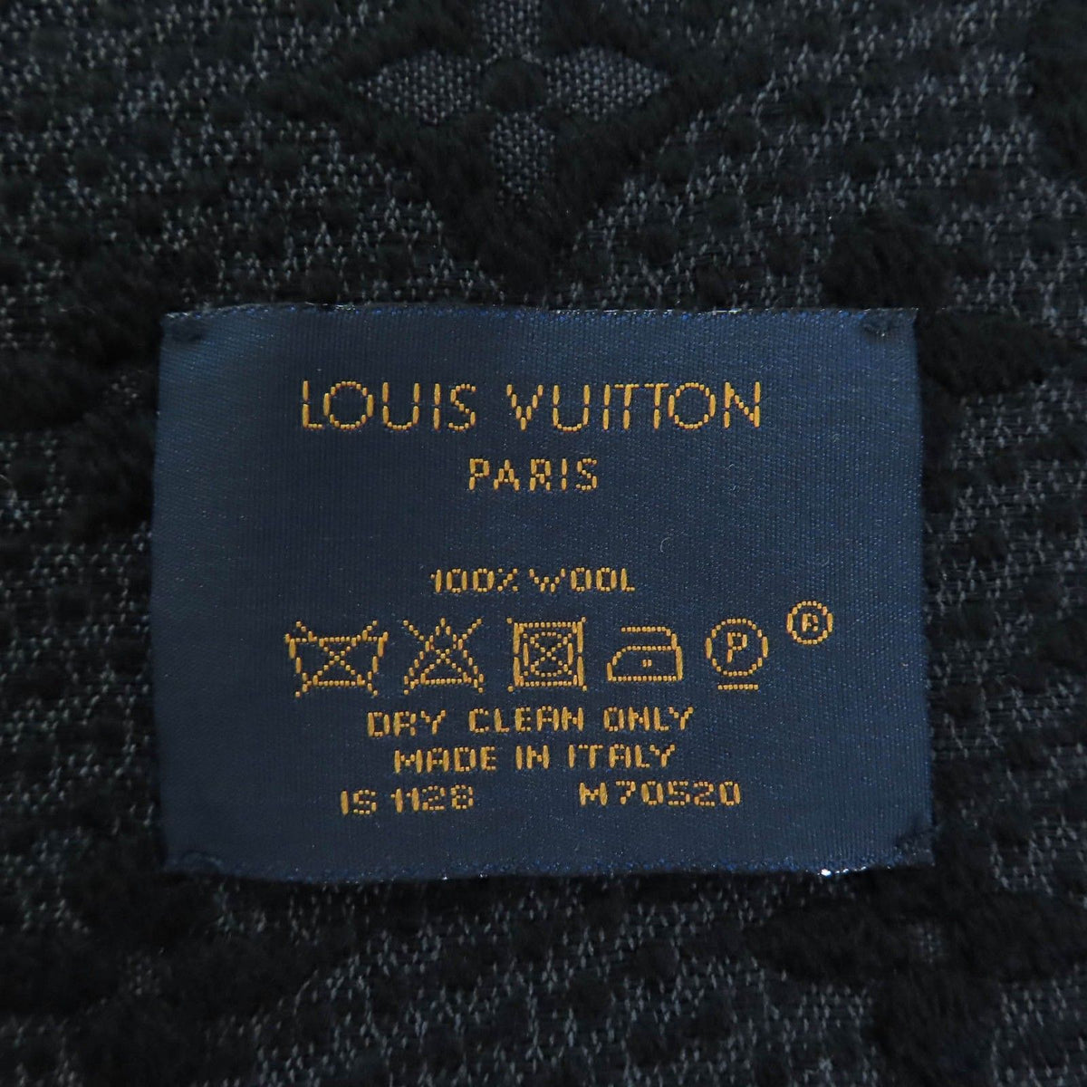 Louis Vuitton Monogram Classic Wool 100% Scarf with Fringes Black — view 6