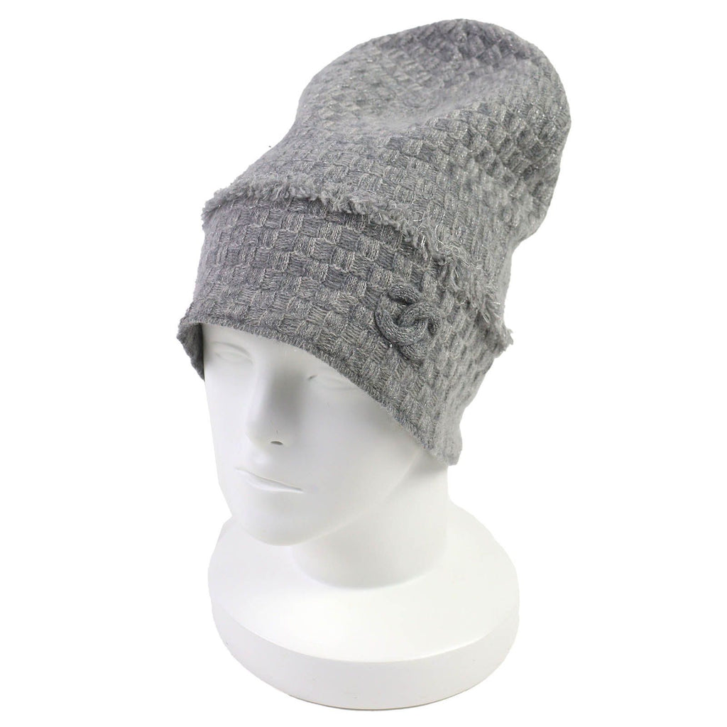 Chanel 16B Cashmere CC Logo Fringe Design Glitter Beanie Knit Cap Gray Hat — view 3
