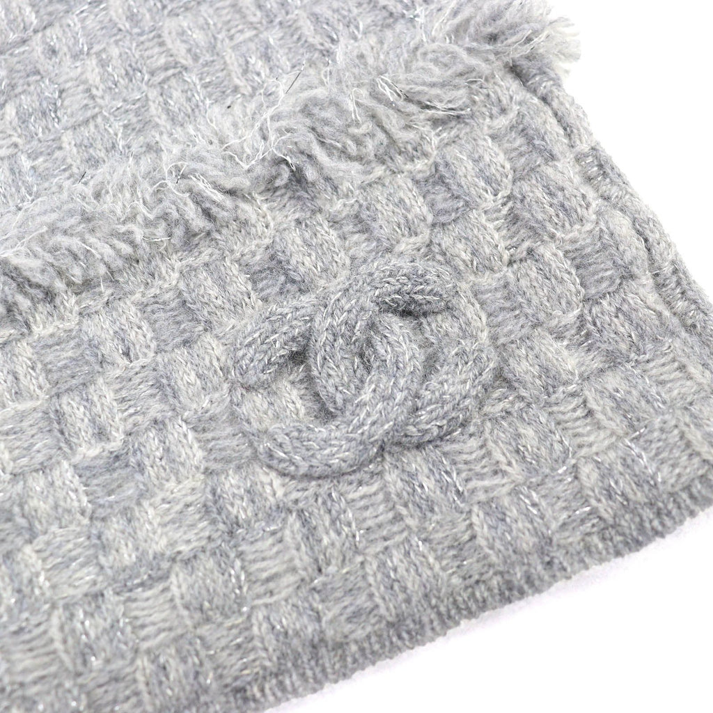 Chanel 16B Cashmere CC Logo Fringe Design Glitter Beanie Knit Cap Gray Hat — view 7