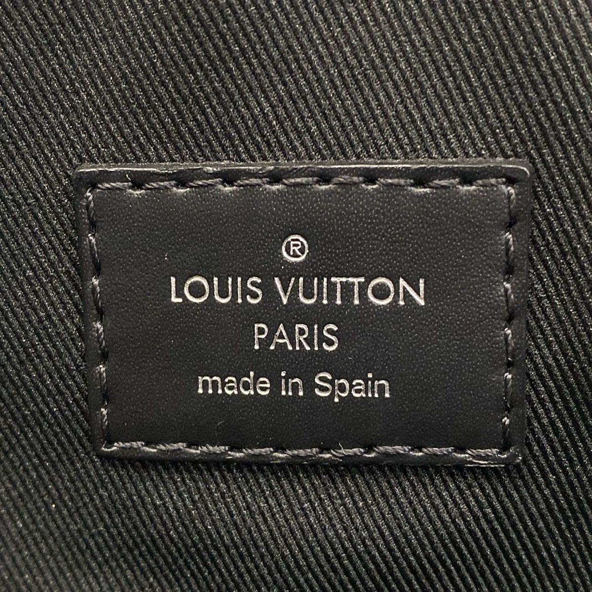 Louis Vuitton Shoulder Bag Damier Graphite District MM NM — view 8