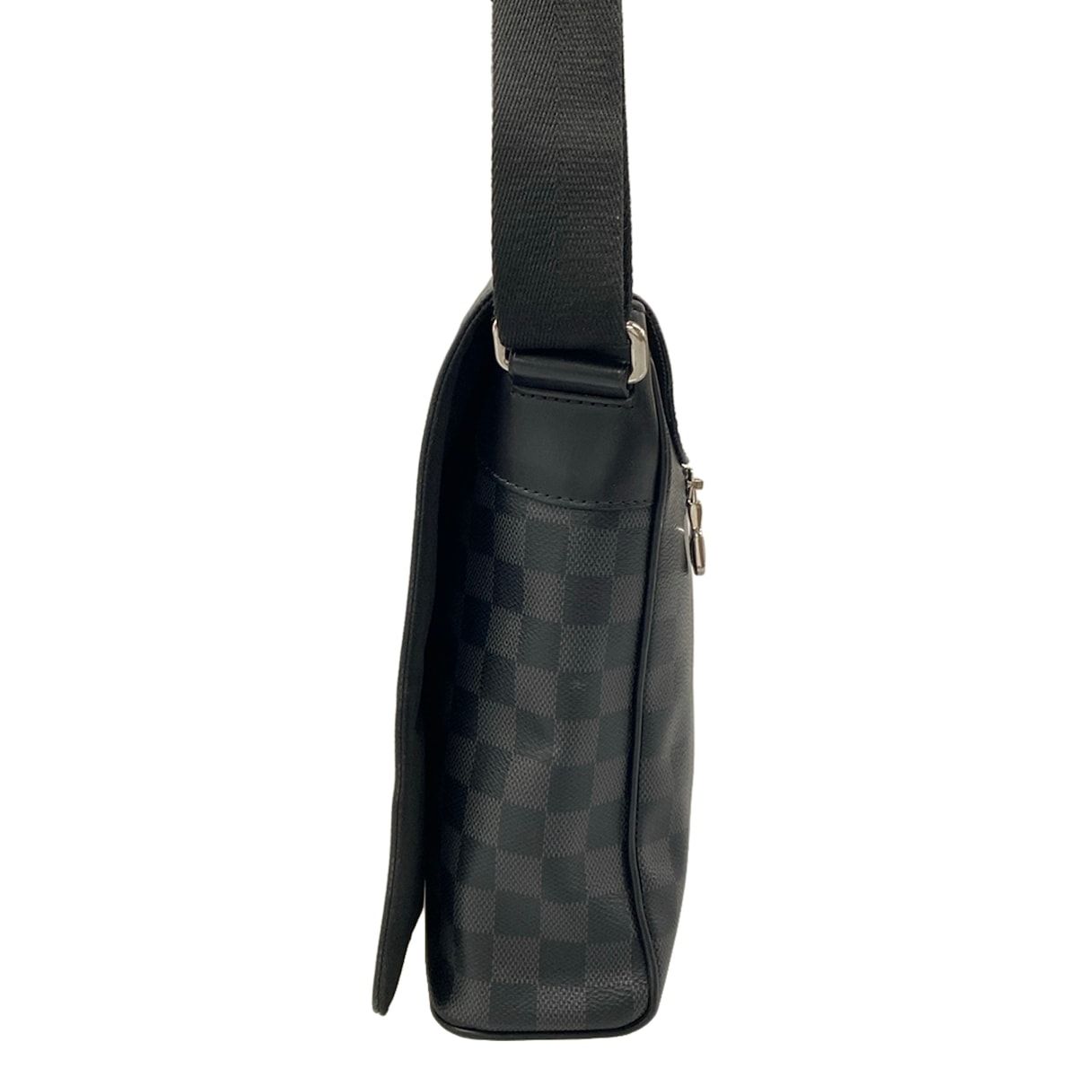 Louis Vuitton Shoulder Bag Damier Graphite District MM NM — view 4