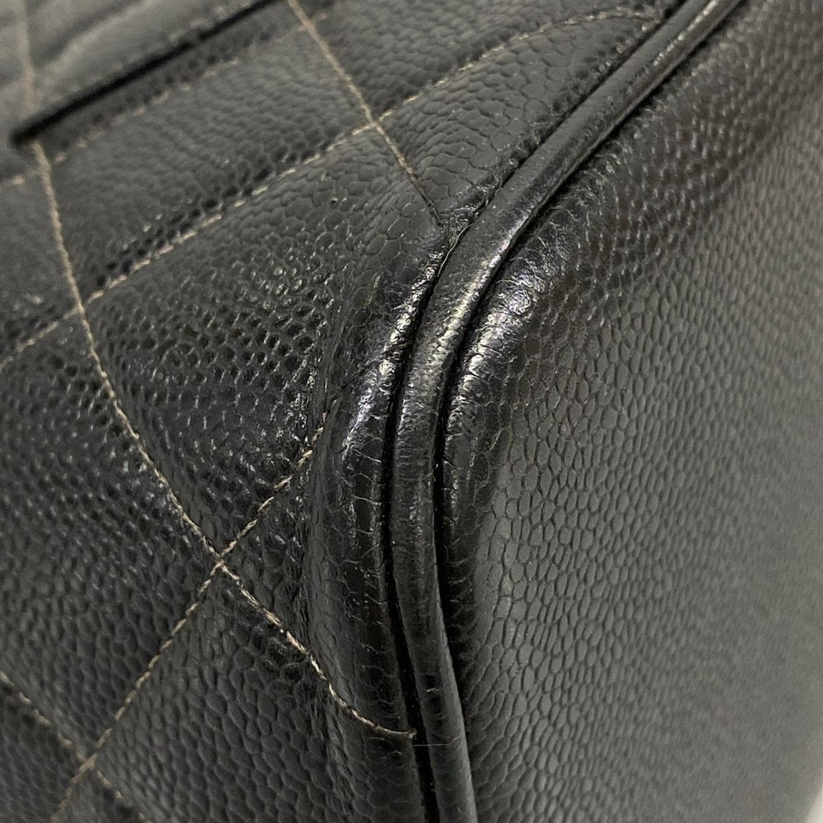 Chanel Tote Bag Reprint Black Gold — view 7