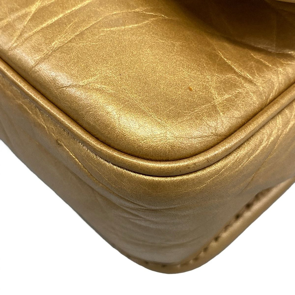 Chanel Shoulder Bag Quilted Gold Silver — view 6