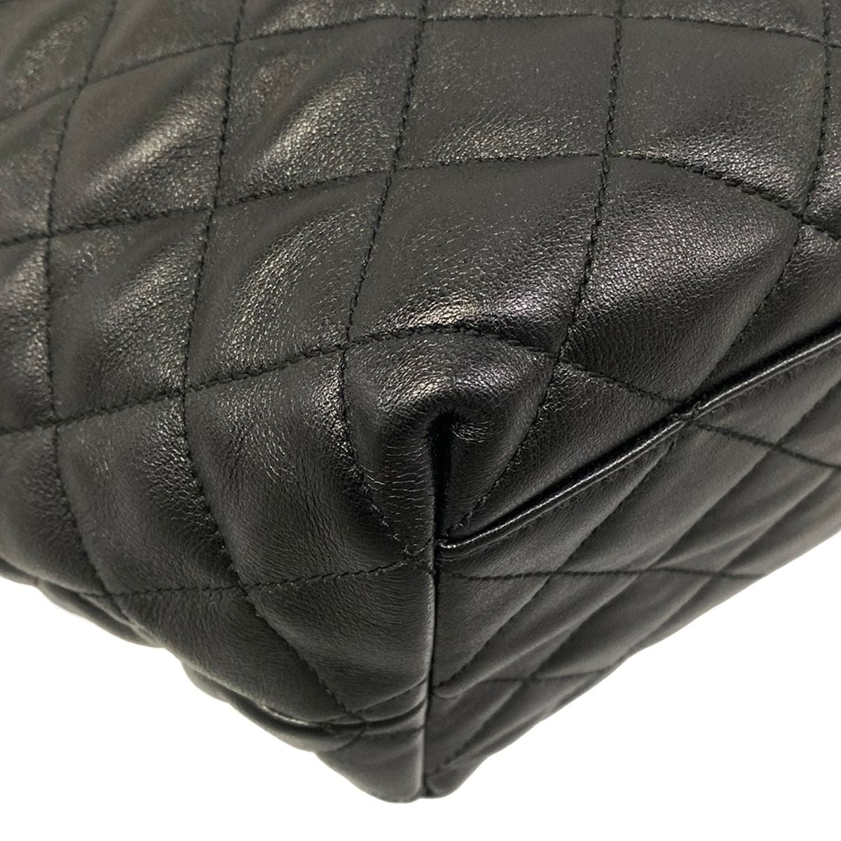 Saint Laurent Paris Tote Bag Icare Black Quilted Leather — view 7