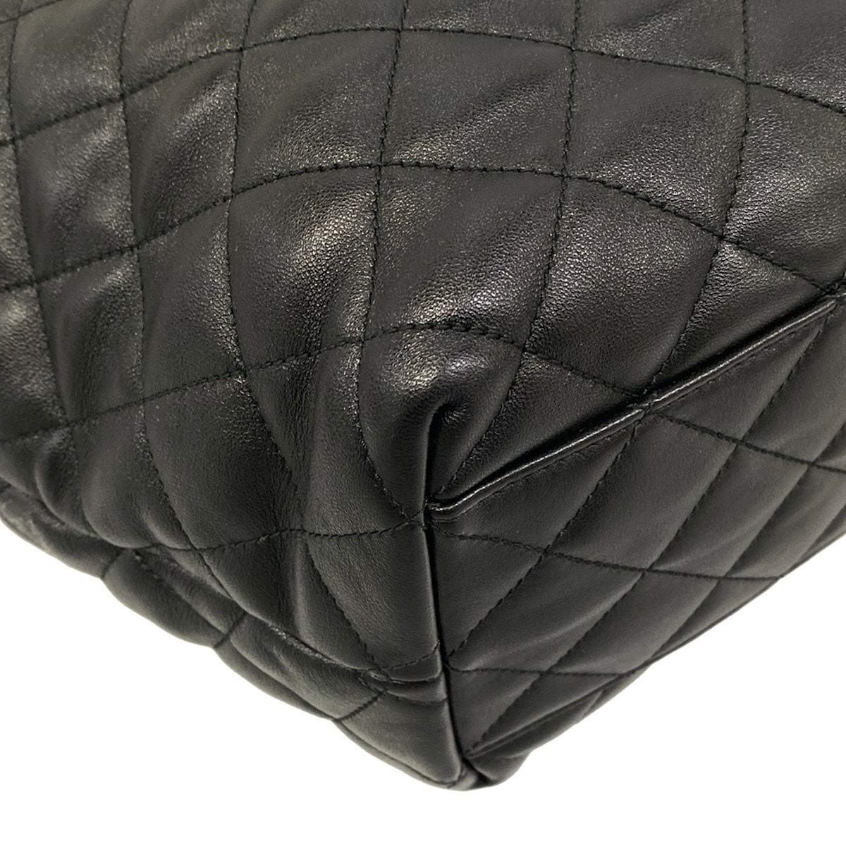 Saint Laurent Paris Tote Bag Icare Black Quilted Leather — view 6